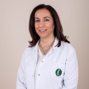 Surgeon Hatice Canataroğlu