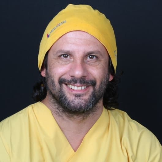 Dentist Gökhan Karabulut