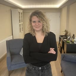 Psk. Özge Kutay