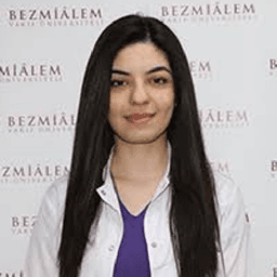 Dt. İlay Sena Altınova Gönen