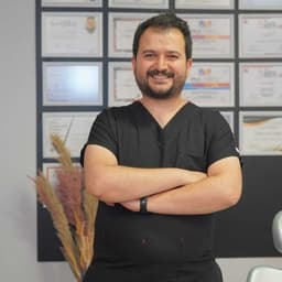 Dt. M.Suphi Çelikoğlu