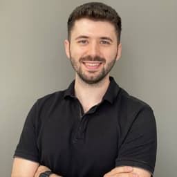 Dt. Emin Serhat Arıkan