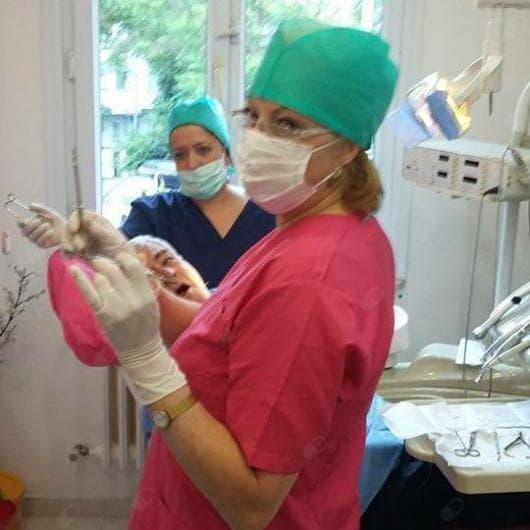 Dentist Ayşe Halide Akıncı