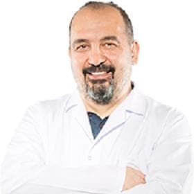 Surgeon Özgür Osman Dinğil