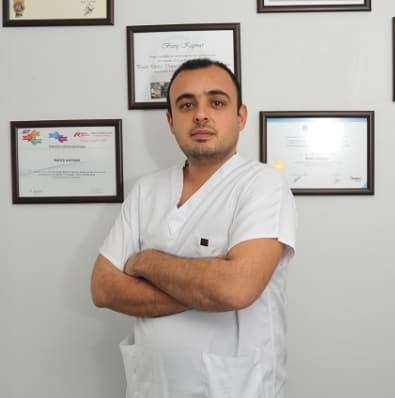 Dentist Barış Kaynar