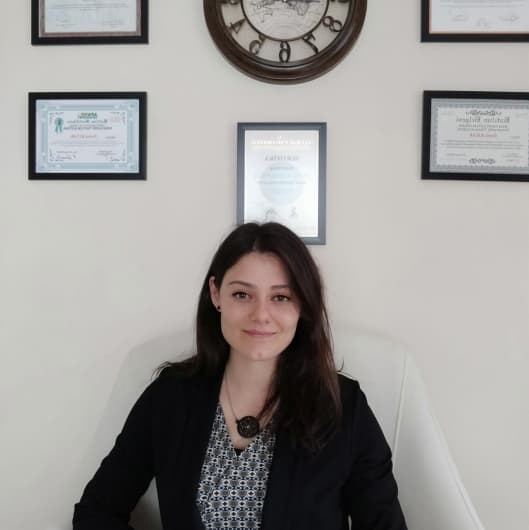 Psychologist Deniz Kıyak