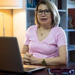 Specialist Dr. Emine Uysal Özfidan