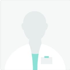 Dentist Esin Ekiz