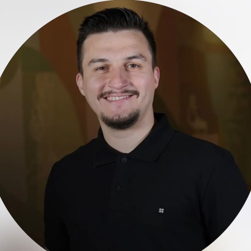 Dr. Okan Dalak