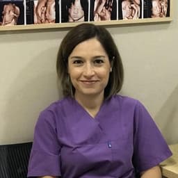 Surgeon Gülbin İşgören