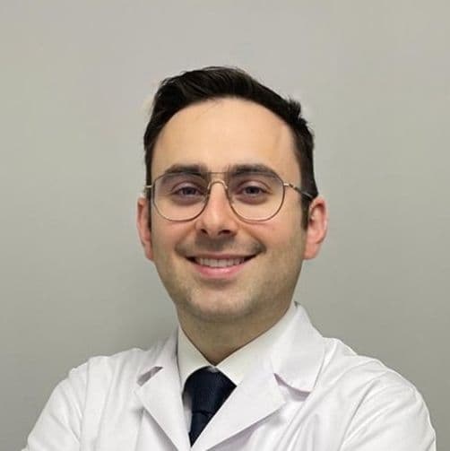 Specialist Dr. Süha Yalçın