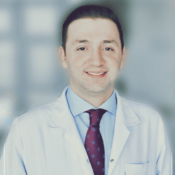 Surgeon Enis Ekincioğlu