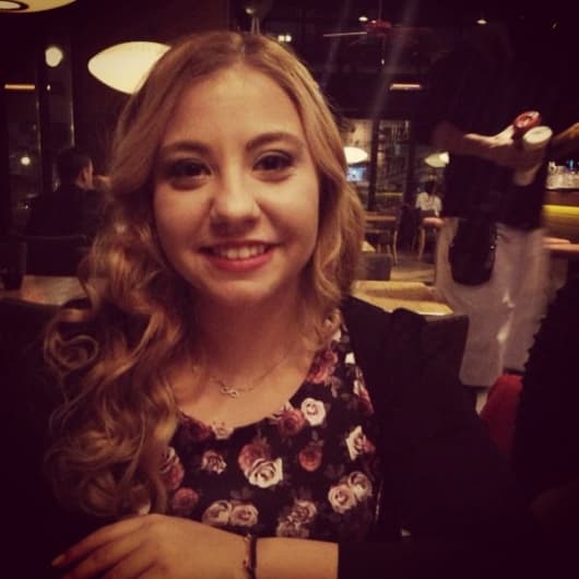 Psychologist Ecem Dokuman Gülsoy