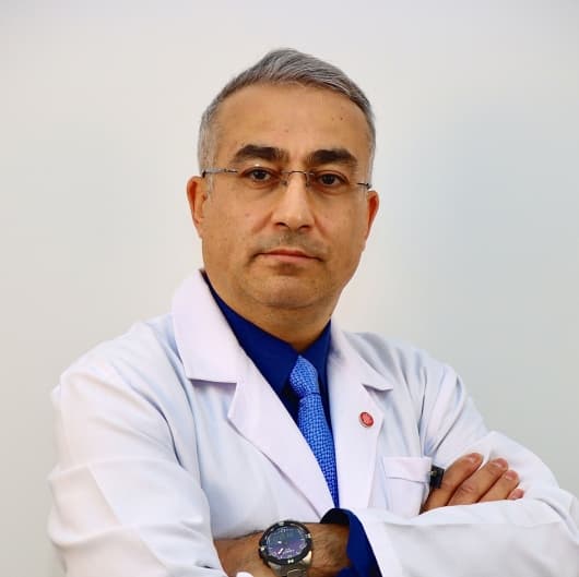 Surgeon Gültekin Candemir