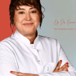 Surgeon Emine Şeker Ün