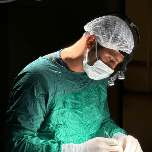 Surgeon Hakan Tuhan
