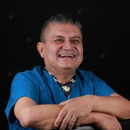 Dt. İbrahim Yağlı