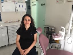 Dentist Şule BURHANOĞLU