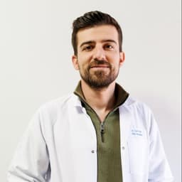 Surgeon Can Gedik