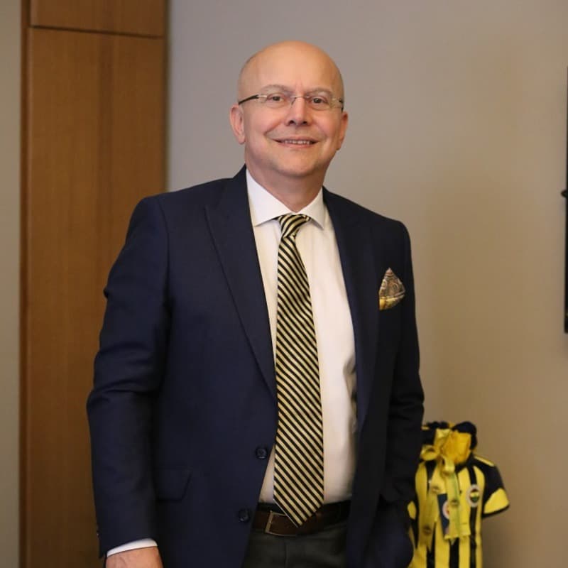Op. Dr. Ahmet Murat Emanetoğlu