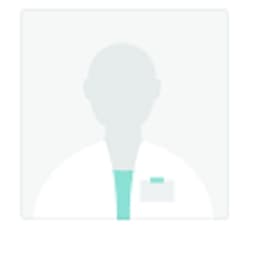 Dentist Hande Gültekin