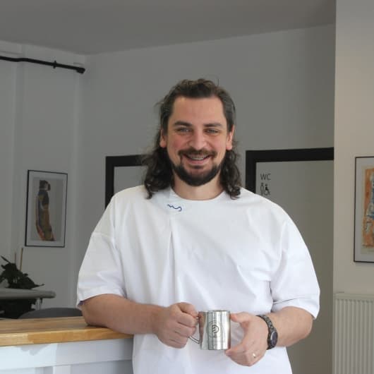 Dentist Aykut Uzun