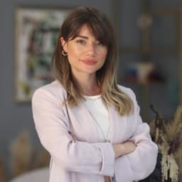 Psychologist Sena Çilingir