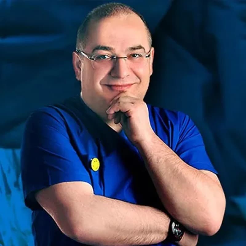 Op. Dr. Mahmut Akyıldız