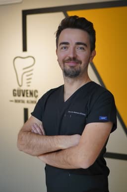 Dentist Mehmet Güvenç