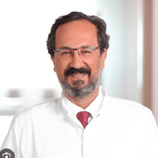 Surgeon Gani Hakan Gökçe