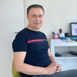 Dt. Rojbin Kahraman