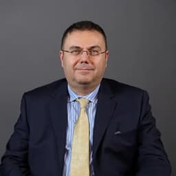 Doç. Dr. Selami Koçak Toprak