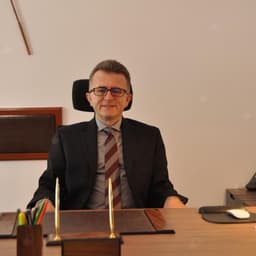 Prof. Dr. Mustafa Kadri Altundağ