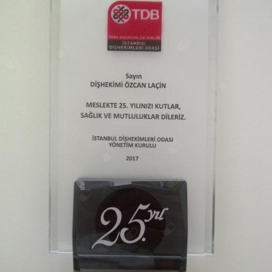 Dt. Özcan Laçin